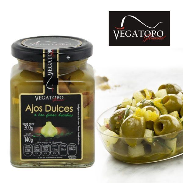Oliven gefüllt mit süssem Knoblauch
